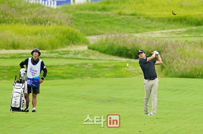 [포토] 이정환, 아이언맨의 아이언 컨트롤