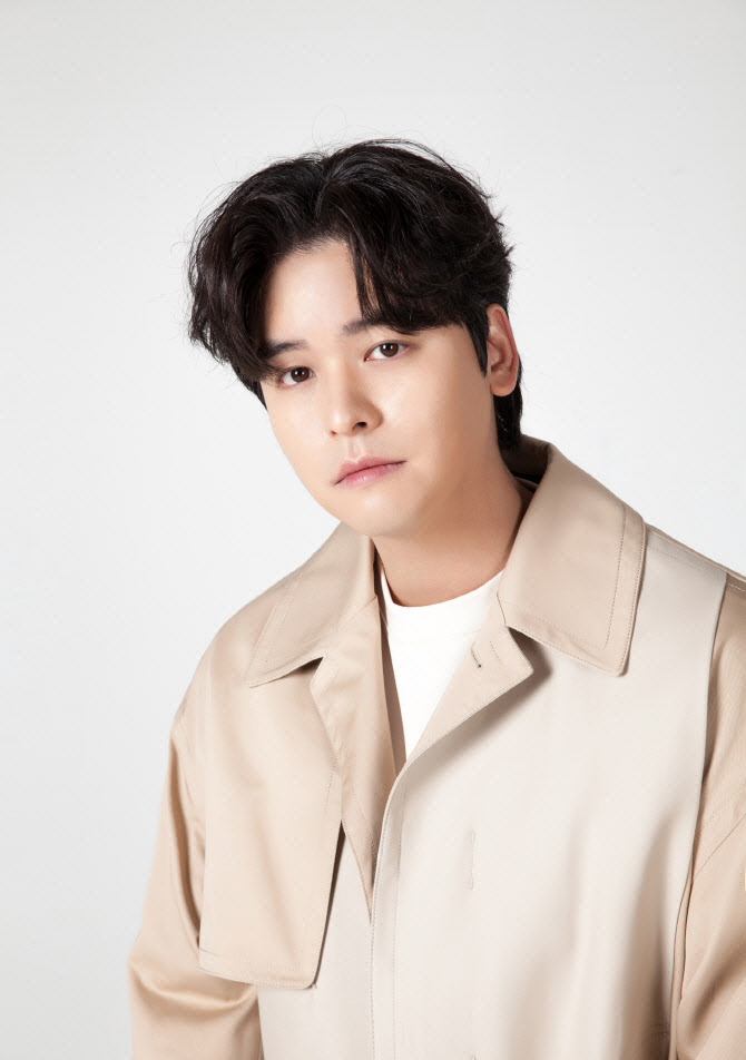 이장우, 카레집 9개월 만에 폐업