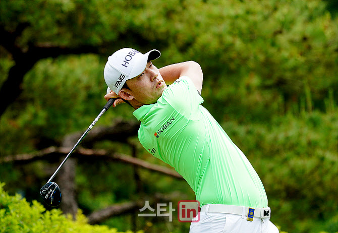 '희망 불씨 안 꺼져' 김비오, 콘페리 내이션와이드 공동 6위..이승택은 PGA 입성에 성큼