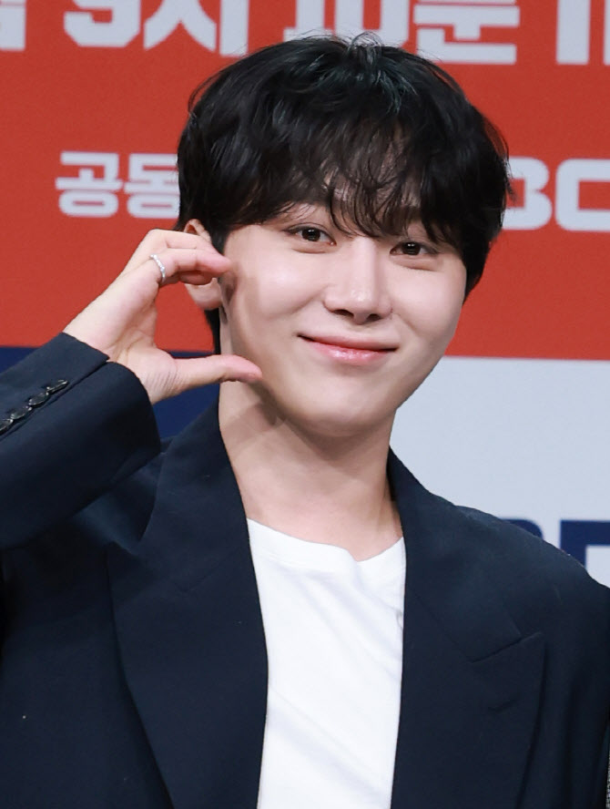 '신인감독' 세븐틴 승관 "김연경에 점수 따려 노력…나에겐 연예인"