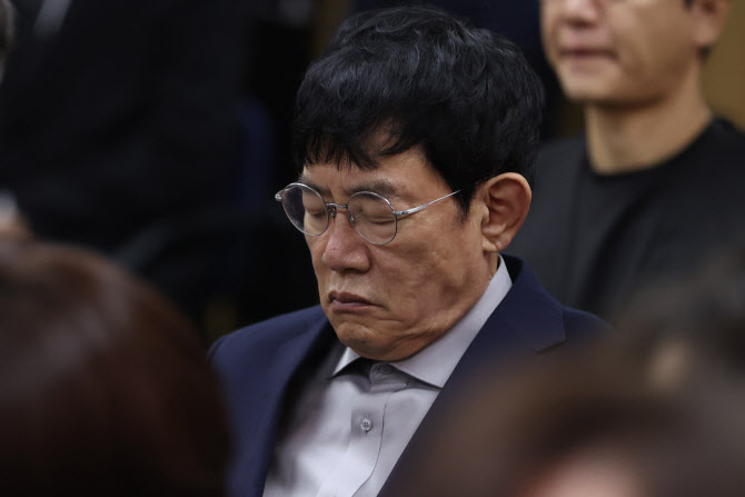 [포토] 슬픔에 잠긴 이경규