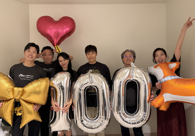 '어쩔수가없다' 5일 만에 107만 돌파…추석 앞두고 가을 극장 접수