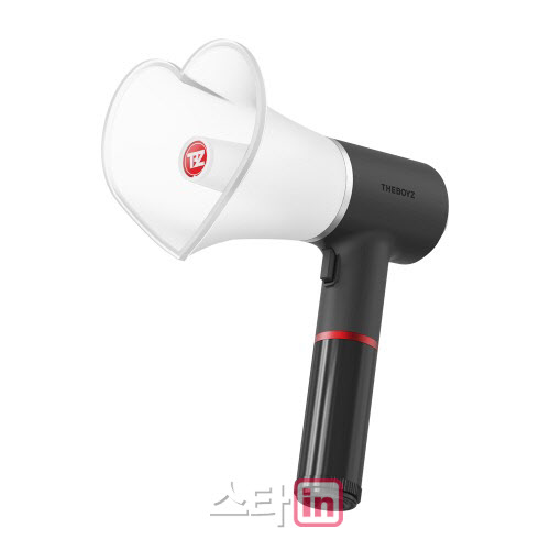 연제협, 더보이즈-QWER 응원봉 디자인 갈등 중재 나선다