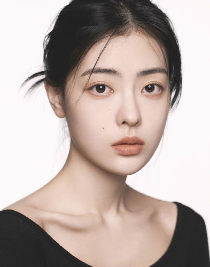 배우 배강희, 송중기 소속사 하이지음스튜디오와 전속계약