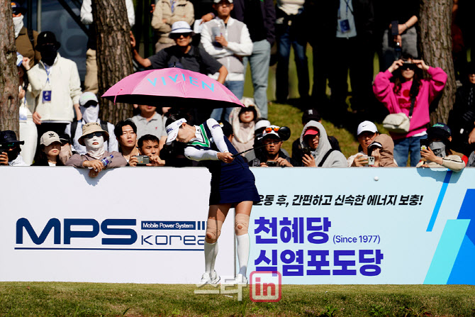 [골프in 포토] 김나영,우승을 향하여