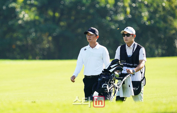 [포토] 김영수, 최종전도 형과 함께