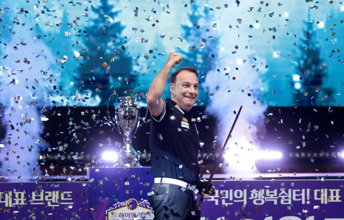 '레전드 화려한 귀환' 산체스 "2년 간 PBA 적응 정말 힘들었다"
