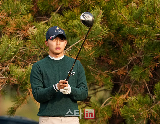[포토]윤태환,주시로 보는 타깃