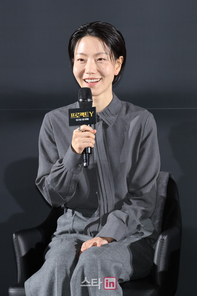 [포토]발언하는 김신록