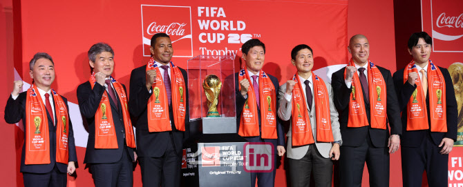 [포토]FIFA 월드컵 트로피 투어, 파이팅 외치는 레전드들