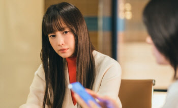 역시 액션은 류승완·조인성… 영화 '휴민트'