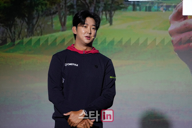 [포토]최승빈,비와도 미끄럽지 않아요