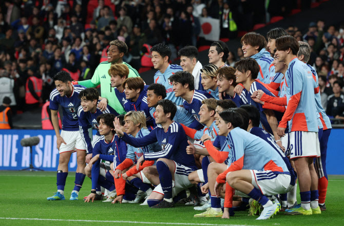 일본, 잉글랜드 원정 1-0 승리