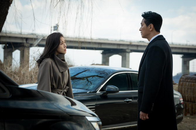 돋보이는 하지원의 연기… 드라마 '클라이맥스'[별의별 리뷰]