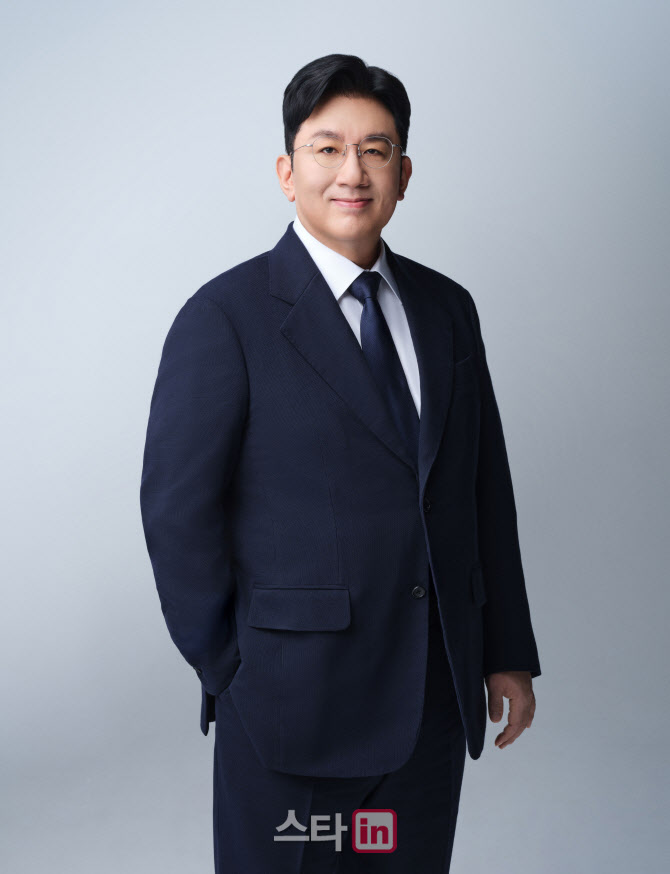 BTS 월드투어 시작했는데… 찬물 끼얹은 하이브 오너리스크