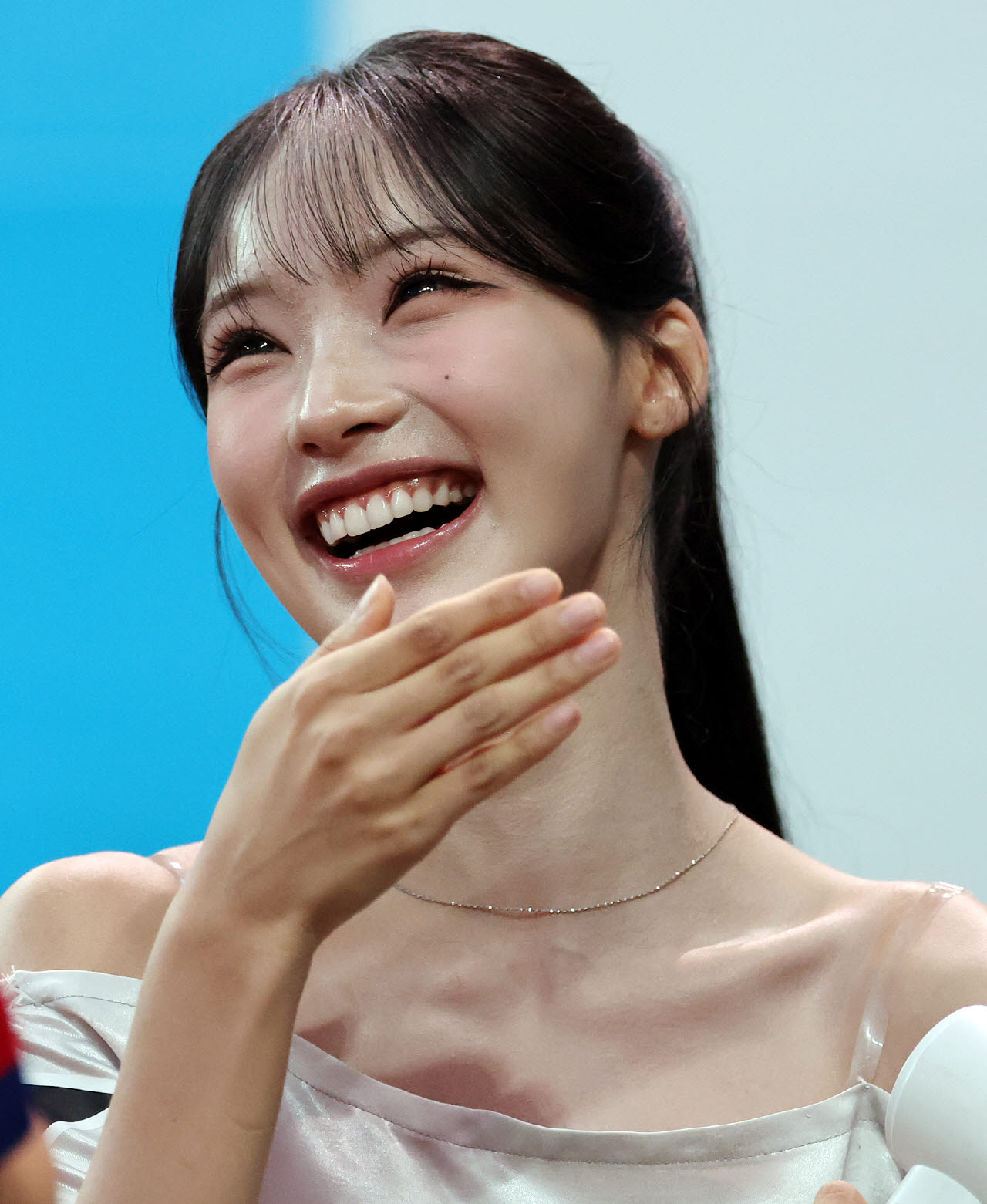 리센느 원이, 빛나는 미소