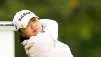 신다인, KLPGA 시드전 첫날 1위..6대1 경쟁률 뚫어야