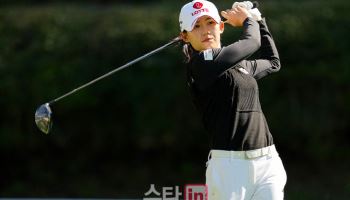 황유민, KLPGA 인기상 투표 중간집계 1위..박현경, 윤이나와 접전