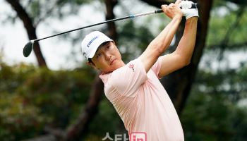 배상문, PGA Q스쿨 첫날 공동 30위..이승택 공동 42위