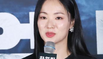 '하얼빈' 전여빈 "혼란의 시대, 더 나은 민주주의에 힘 보태길"