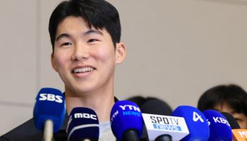 김혜성, 주전 향해 미국 출국…“다저스가 가장 먼저 연락줬다”