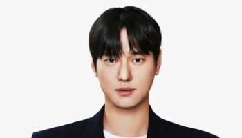 고경표, 미모의 비연예인과 3년째 열애?…"확인불가"