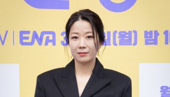 전혜진, 이선균 떠나고 1년 만 '라이딩 인생' 복귀 "엄마들 응원하고파"