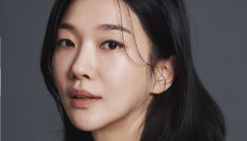 '파묘' 정윤하, 사람엔터와 전속계약…조진웅·한예리와 전속계약