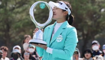 ‘94전 95기’ 김민주, 강풍 이겨내고 역전…감격의 첫 우승(종합)