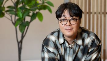 신원호 크리에이터 "'언슬전' 제작, 기회이자 도전…첫 방송 감격"