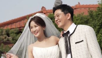 김준호♡김지민, 웨딩 촬영에…KBS 코미디언 '총출동'