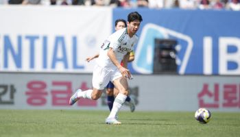전북 전진우, K리그1 두 라운드 연속 MVP... K2는 부산 페신