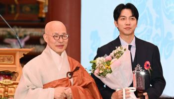 "처가 위해 개종"… 이승기, 조계종 불자대상 수상