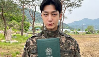 "몬베베, 보고 싶었어요"… 몬스타엑스 형원 만기전역
