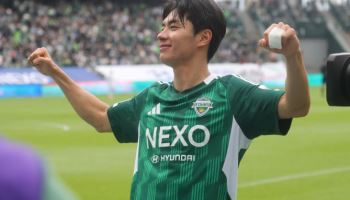 'K리그1 득점 선두' 전진우, 홍명보호 첫 발탁...'발목 부상' 김민재는 제외