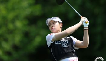 78홀 연속 노보기 박현경 vs 시즌 4승 노리는 이예원, 우승 발판 마련(종합)