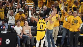 '할리버튼, 종료 0.3초전 역전 미들슛' 인디애나, NBA 챔프전 기선제압