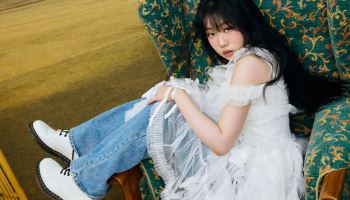 '19일 데뷔' 니나, 몽환부터 키치까지… 1인3색 비주얼