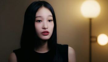 '신세계 정유경 장녀' 애니 "엄마, 처음엔 가수 극구 반대"