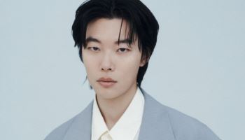 류준열, 송혜교·유아인 소속사 UAA와 전속계약 체결