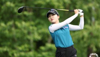 ‘샷감 최고’ 4승 도전 이예원의 샷 이글…3타 차 공동 13위로 1R 시작