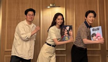 '엑시트' 의리 빛났다…'좀비딸'·'악마가 이사왔다' 대동단결 컬래버