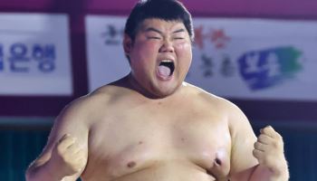 용인특례시청 김동현, 단신 핸디캡 딛고 통산 4회 백두장사 등극