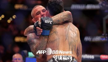'라스트댄스'까지도 화끈했던 포이리에... 명승부로 UFC 인생 마무리