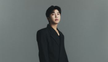 임영웅, SBS 새 예능 '섬총각 영웅' 출격…8월 26일 첫 방송
