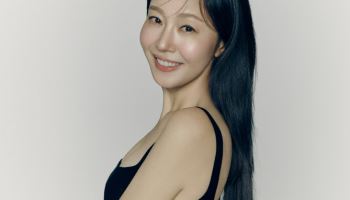 엄지원 "식당 가면 다 알아봐…주말 드라마 힘 느꼈죠"[인터뷰]