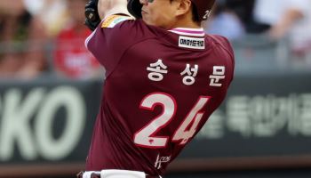 키움 송성문, MLB 진출 의지..."올 시즌 뒤 포스팅 신청한다"