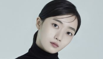 '선의의 경쟁' 오우리, '백번의 추억' 출연…김다미·신예은과 호흡