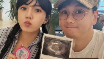 강은비, 결혼 3개월 만에 임신 발표…"내년 5월 출산 예정" [전문]