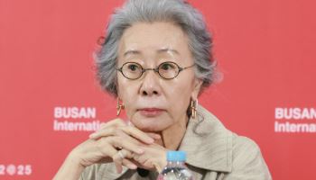 '결혼 피로연' 윤여정 "원래 한기찬 母 역할…할머니로 바꾸자 해"